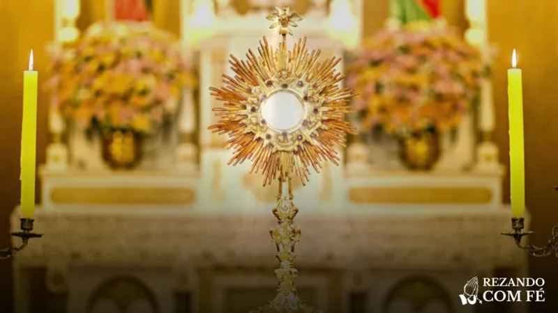 Oração diante do Santíssimo Sacramento: Reze esta prece e Adore Jesus Eucarístico