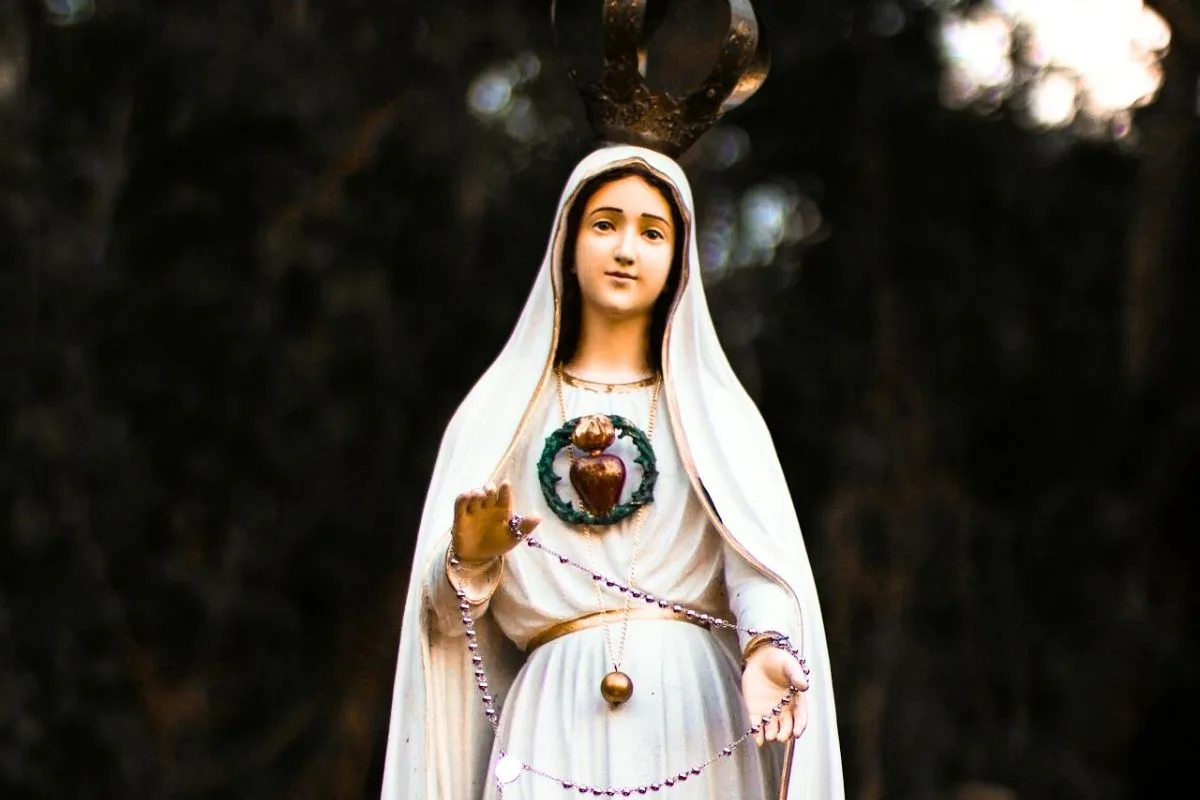 Oração a Nossa Senhora para Alcançar uma Graça