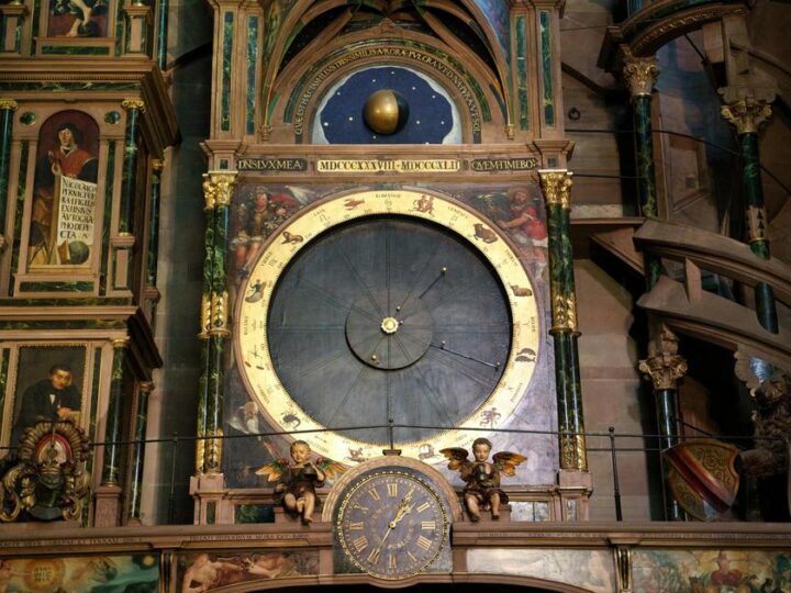 Calendário Litúrgico: Guia para Viver a Fé e Encontrar Consolo